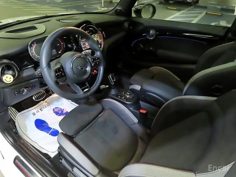 2023 Mini  с пробегом 33 755 км