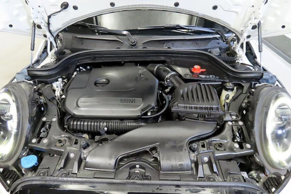 2023 Mini  с пробегом 33 755 км