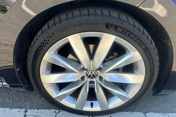 2022 Volkswagen Arteon с пробегом 76 600 км