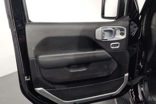 2022 Jeep Wrangler с пробегом 33 654 км