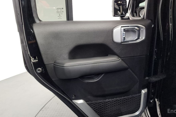 2022 Jeep Wrangler с пробегом 33 654 км