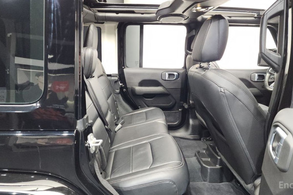 2022 Jeep Wrangler с пробегом 27 369 км