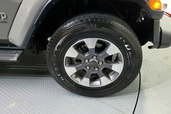 2023 Jeep Wrangler с пробегом 57 882 км