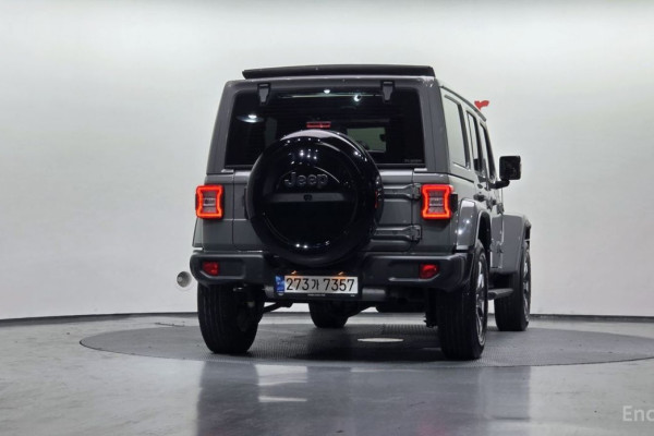 2023 Jeep Wrangler с пробегом 57 882 км