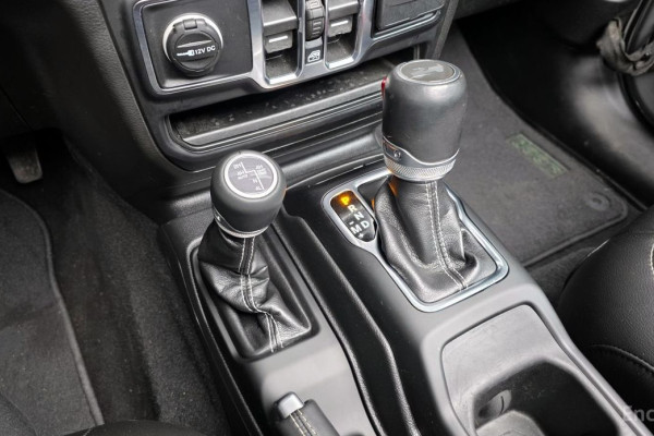 2023 Jeep Wrangler с пробегом 57 882 км