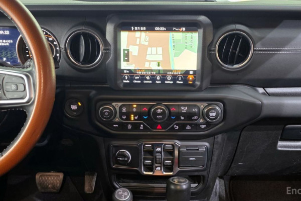 2023 Jeep Wrangler с пробегом 57 882 км