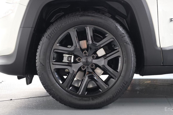 2022 Jeep Renegade с пробегом 15 720 км