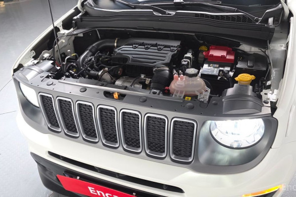 2022 Jeep Renegade с пробегом 15 720 км