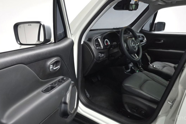 2022 Jeep Renegade с пробегом 15 720 км