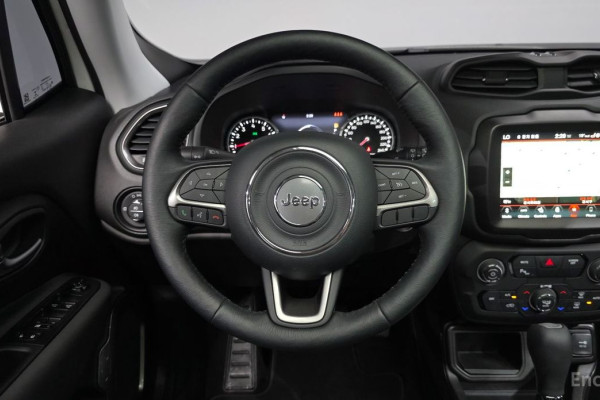 2022 Jeep Renegade с пробегом 15 720 км