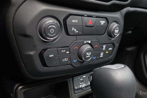 2022 Jeep Renegade с пробегом 15 720 км