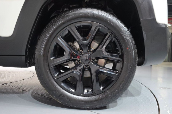 2022 Jeep Renegade с пробегом 15 720 км