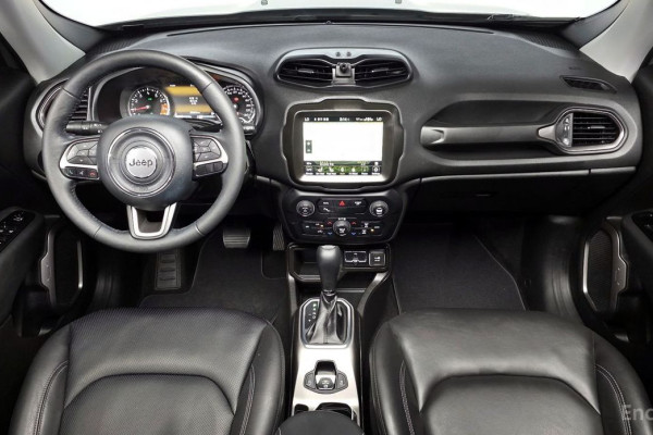 2022 Jeep Renegade с пробегом 25 323 км