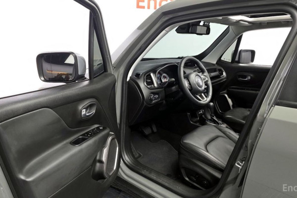 2022 Jeep Renegade с пробегом 25 323 км