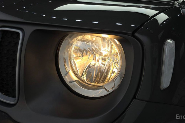 2022 Jeep Renegade с пробегом 25 323 км