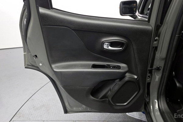 2022 Jeep Renegade с пробегом 25 323 км