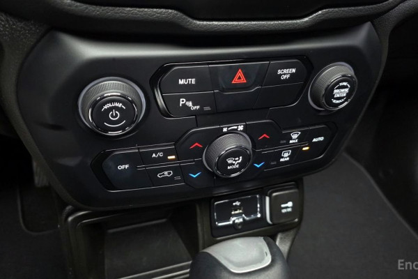 2022 Jeep Renegade с пробегом 25 323 км