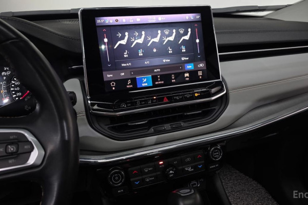 2022 Jeep Compass с пробегом 25 893 км