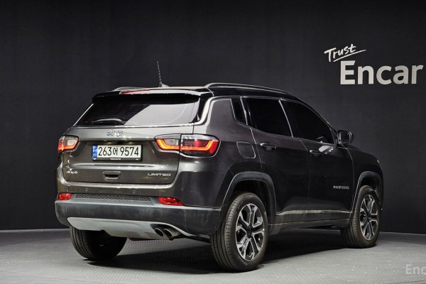 2022 Jeep Compass с пробегом 33 547 км