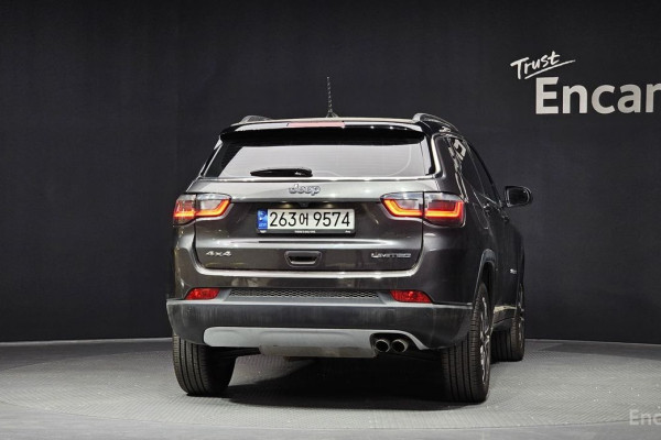 2022 Jeep Compass с пробегом 33 547 км