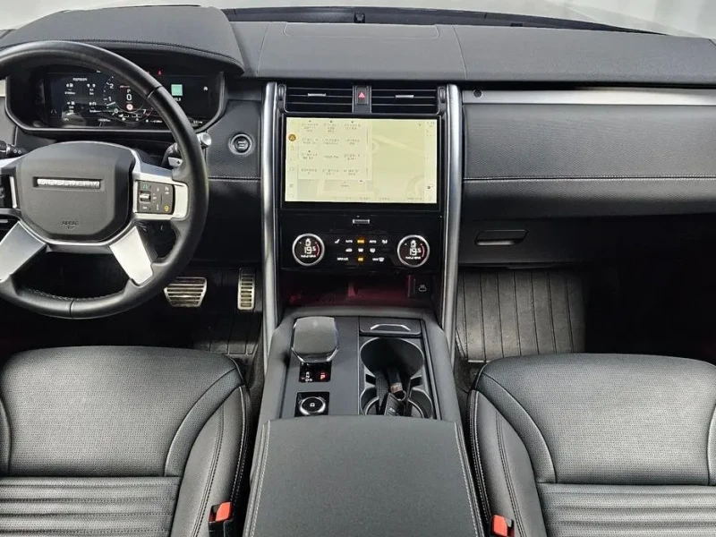 2022 Land Rover Discovery с пробегом 35 391 км