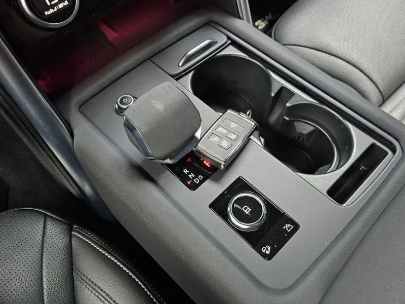 2022 Land Rover Discovery с пробегом 35 391 км