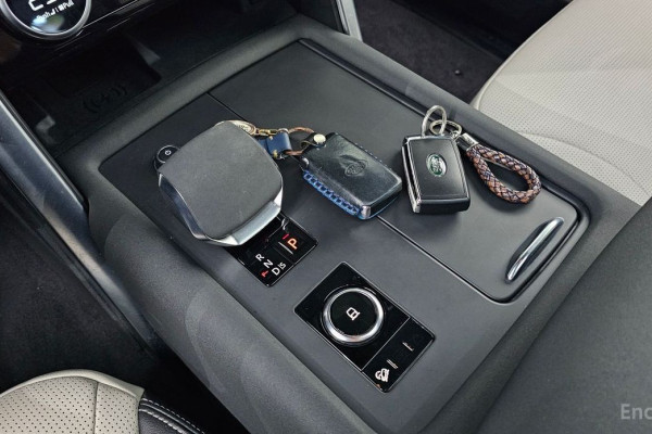 2022 Land Rover Discovery с пробегом 74 898 км