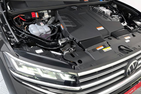 2025 Volkswagen Touareg с пробегом 16 км