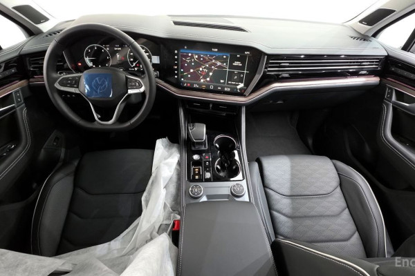 2025 Volkswagen Touareg с пробегом 16 км