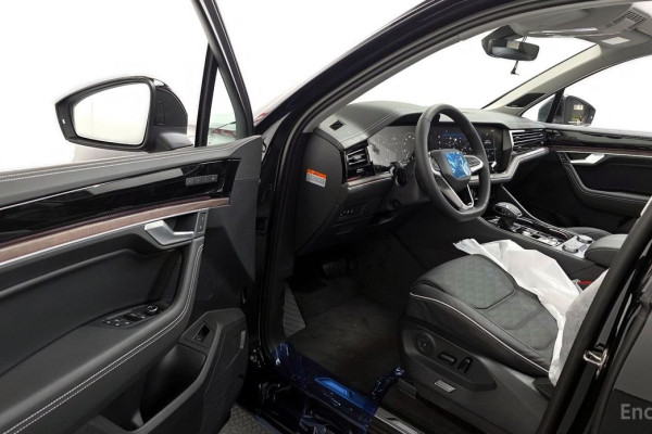 2025 Volkswagen Touareg с пробегом 16 км