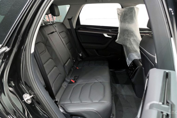 2025 Volkswagen Touareg с пробегом 16 км