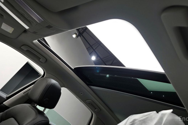 2025 Volkswagen Touareg с пробегом 16 км