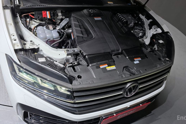 2024 Volkswagen Touareg с пробегом 16 699 км