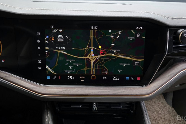 2024 Volkswagen Touareg с пробегом 16 699 км