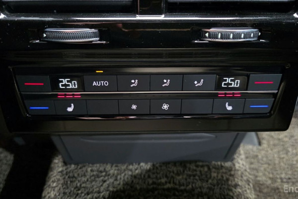 2024 Volkswagen Touareg с пробегом 16 699 км