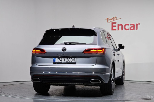 2021 Volkswagen Touareg с пробегом 76 980 км