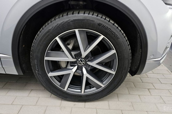 2021 Volkswagen Touareg с пробегом 76 980 км