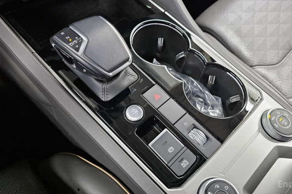 2021 Volkswagen Touareg с пробегом 76 980 км