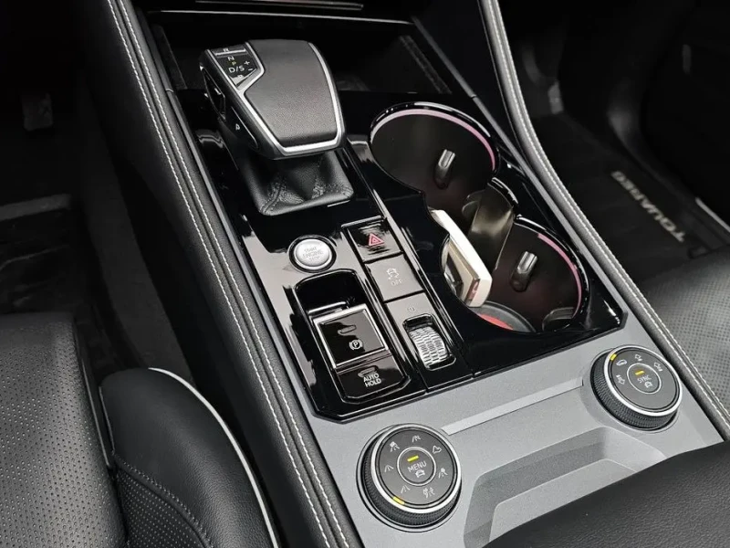 2024 Volkswagen Touareg с пробегом 16 266 км