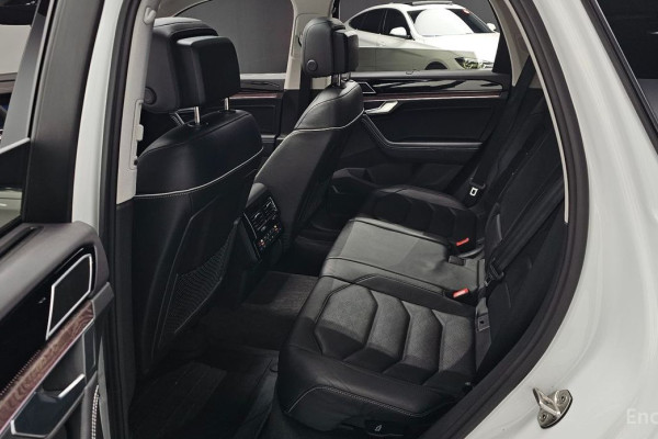 2024 Volkswagen Touareg с пробегом 16 266 км