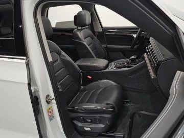 2024 Volkswagen Touareg с пробегом 16 266 км