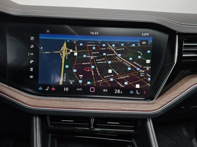 2024 Volkswagen Touareg с пробегом 16 266 км