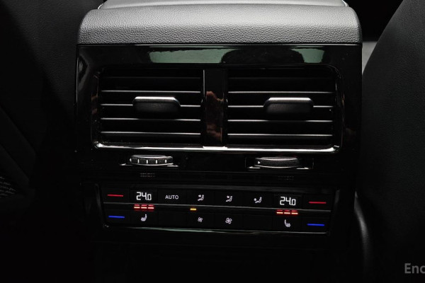 2024 Volkswagen Touareg с пробегом 16 266 км