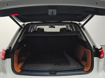 2024 Volkswagen Touareg с пробегом 16 266 км