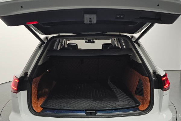 2024 Volkswagen Touareg с пробегом 16 266 км