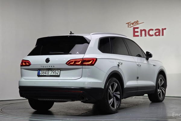 2023 Volkswagen Touareg с пробегом 39 473 км