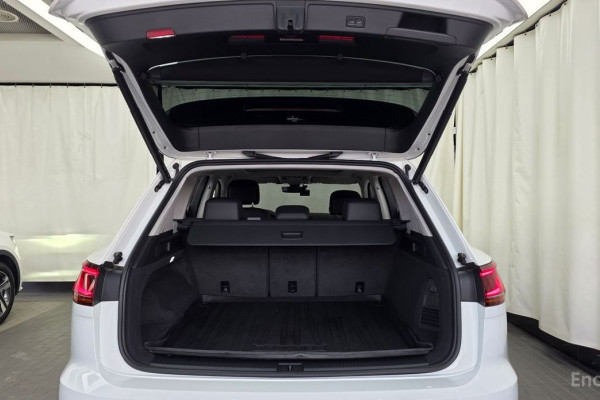 2023 Volkswagen Touareg с пробегом 39 473 км