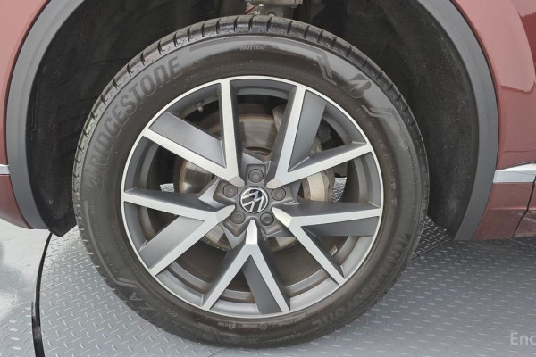 2023 Volkswagen Touareg с пробегом 29 137 км