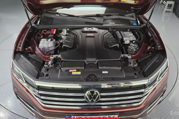 2023 Volkswagen Touareg с пробегом 29 137 км