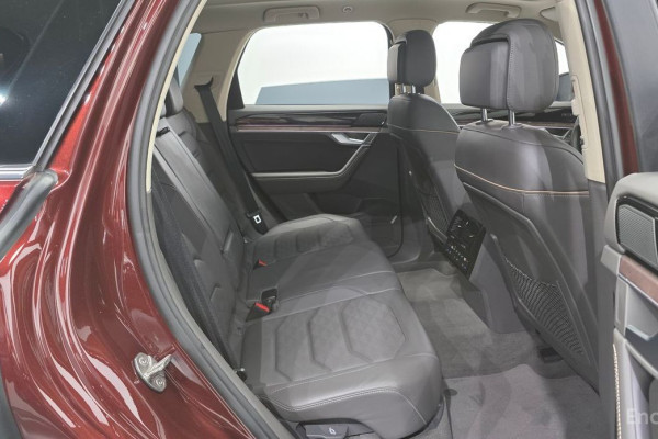 2023 Volkswagen Touareg с пробегом 29 137 км